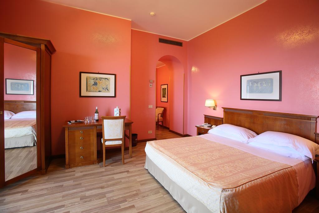 Hotell Excelsior Palace
